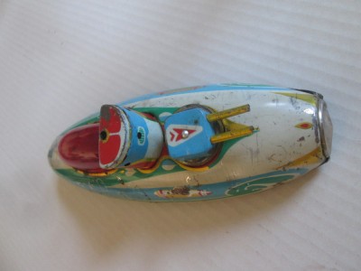 Submarin chinezesc de tabla din anii 80,lungime=200 mm,latime=70 mm,produsul din imagini foto