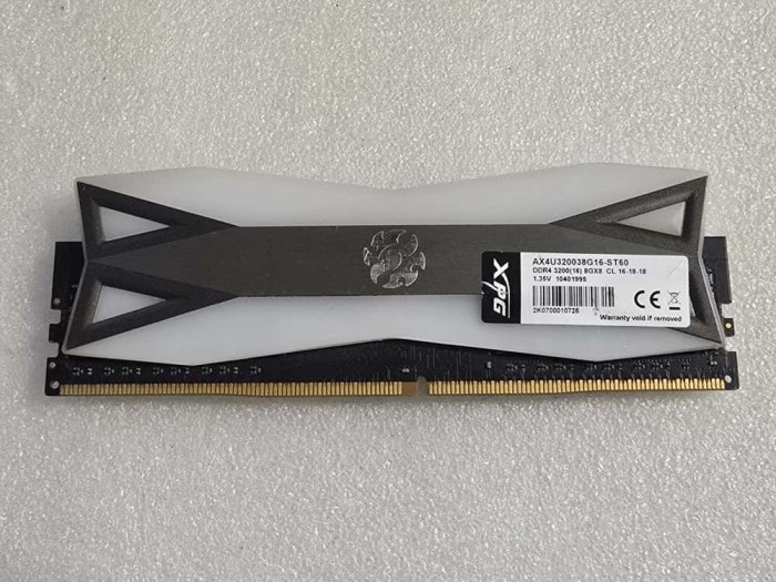 Memorie RAM desktop ADATA XPG Spectrix Grey RGB 8GB DDR4 3600MHz CL18