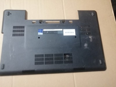 capac carcasa jos bottom case Dell Latitude E5540 p35f KFJ29 foto
