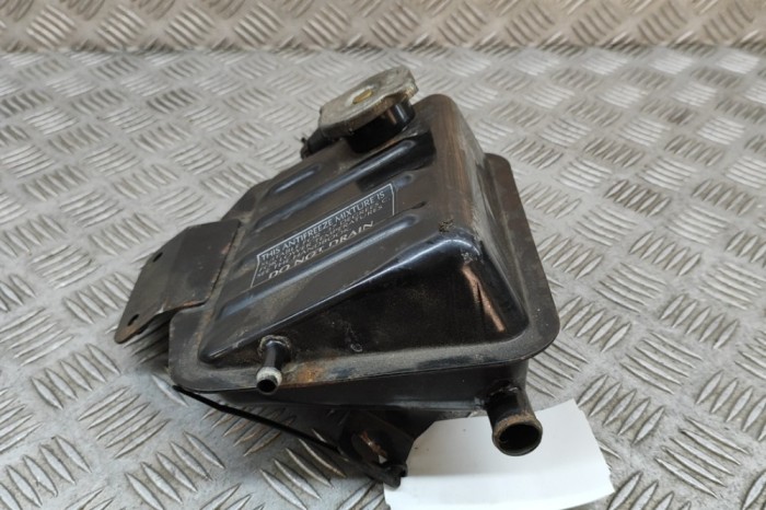 Vas de expansiune ASTON MARTIN DB7 Coupe 1995 OEM: CCC3699 26463934