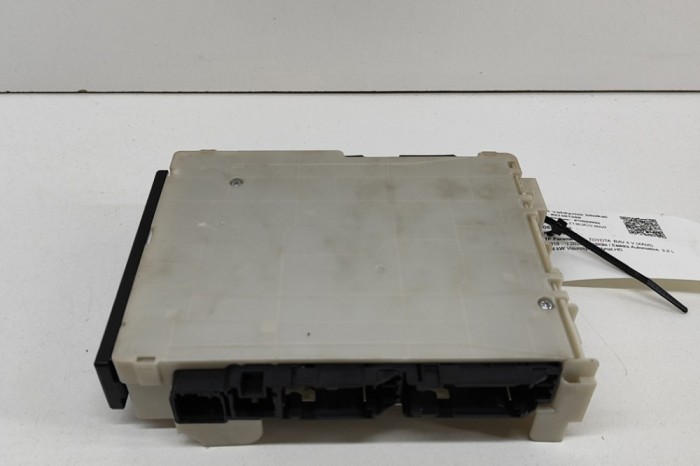 Modul de confort TOYOTA RAV 4 V XA50 2020 OEM: 82730-42890-A 27561269
