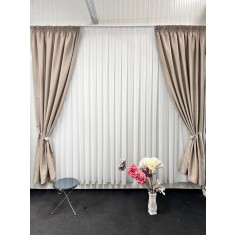 Draperie blackout pe textura de in, bej