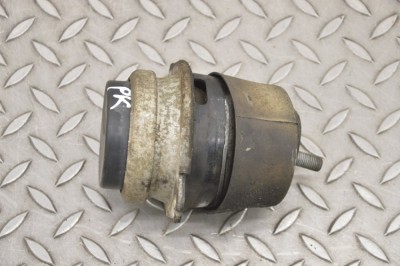 Suport motor st&amp;acirc;nga VW TOUAREG 7LA, 7L6, 7L7 2009 OEM: 7L8199131A | 18121438 foto