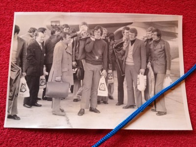 Foto (de presa) fotbal - LEEDS UNITED la Bucuresti pt. meciul cu Rapid 20.03.`73 foto