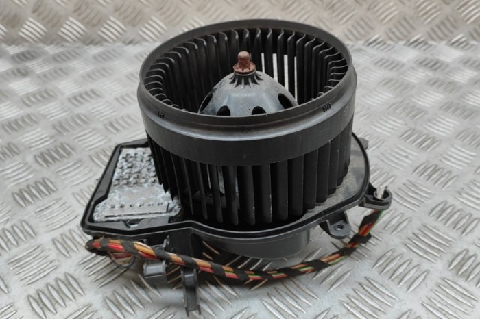 Ventilator aeroterma MERCEDES-BENZ C T-Model S203 2002 OEM: A2038202514 28865465