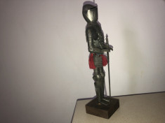 Soldat,ostean francez,in armura,statueta veche medievala foto