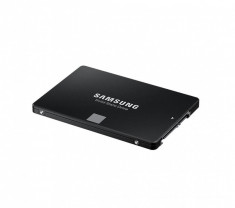 Ssd samsung 4tb 860 evo retail sata3 rata transfer r/w: foto