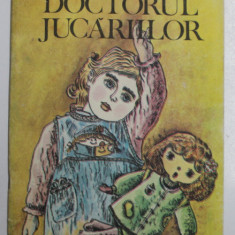 DOCTORUL JUCARIILOR de DINU ROCO , ilustratii de SABIN STEFANUTA , 1985 , PREZINTA HALOURI DE APA