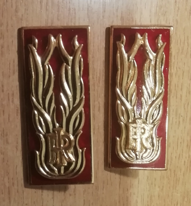 C7 30 - petlite militare - straine - pompieri - metalice - piesa colectie