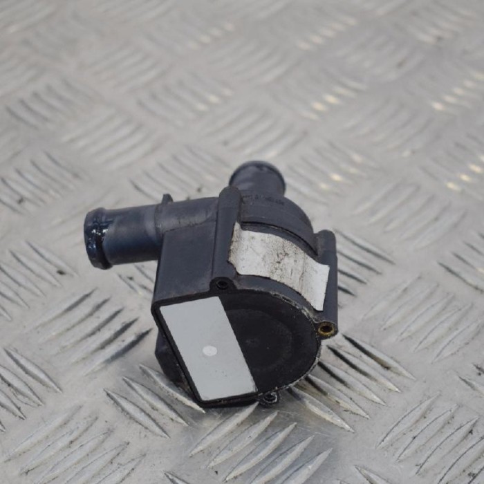 Pompa de apa auxiliara AUDI A5 8T3 2010 OEM: 06H121601K 2681564