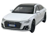 Macheta Audi A8L 1:32 alb replica metal lumini si sunete, deschide usi, capota, portbagaj