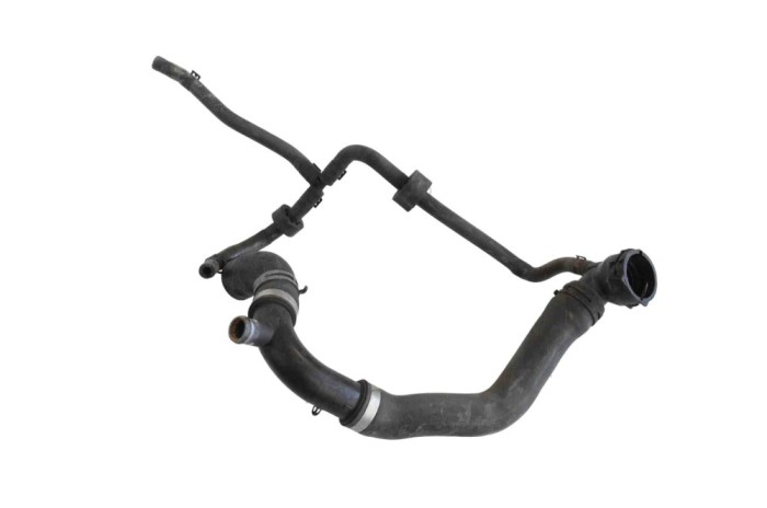 Furtun de lichid de răcire VW PASSAT Variant B7 365 2012 OEM: 3AA122101F 20945651