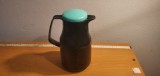 Cumpara ieftin Termos negru 0.6l