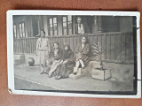 Fotografie de familie, tip carte postala, 1928