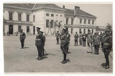 Regele Carol al II-lea la Timișoara, Școala de artilerie foto