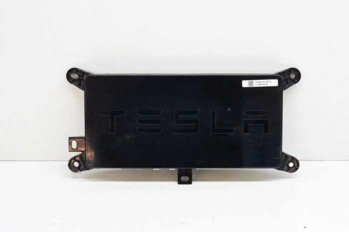 Modul de confort TESLA MODEL X 2018 OEM: 1043900-00-E | 12609956