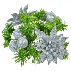 Aranjament decorativ pentru masa de Craciun, model coronita de pus lumanare cu globuri, 16 cm, Verde/Argintiu foto
