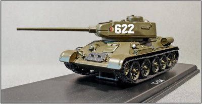 Macheta tanc T-34 1:43 Premium ClassiXXs foto