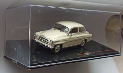 Macheta Skoda 440 Spartak 1955 bej - IXO Premium 1/43 foto