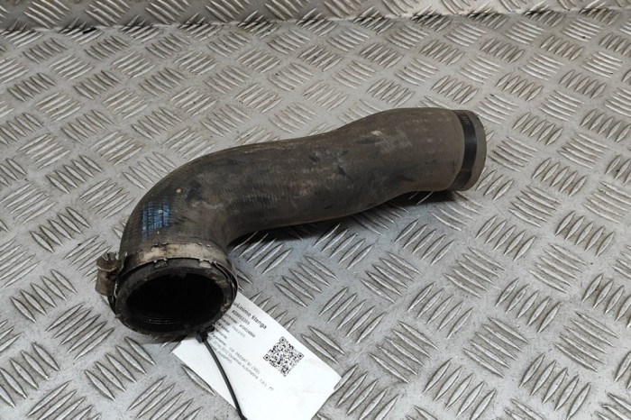 Furtun de lichid de răcire VW PASSAT B7 362 2012 OEM: 1K0145832AF 29053365