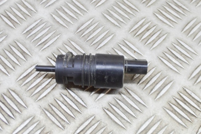 Motor rezervor lichid de parbriz BMW X3 F25 2012 OEM: 6934160,3095102 18081006