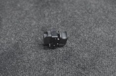 Buton geam ușă dreapta spate AUDI A3 Limousine 8VS, 8VM 2015 OEM: 8V0959855