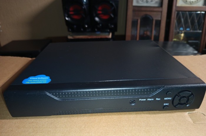 DVR 4 canale xmeye + hard 1TB Hdmi &amp; Vga