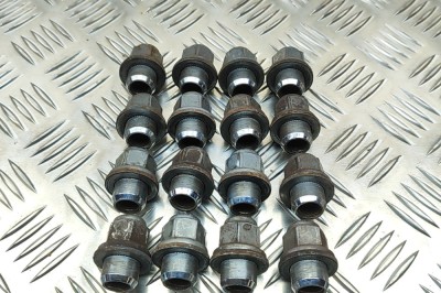 Set prezoane roata TOYOTA RAV 4 V A5, H5 2019 OEM: 90942-01033 | 31985717 foto