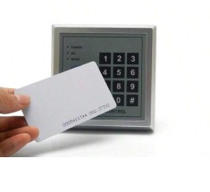 Kit control acces scara,poarta, garaj, stand alone antivandal cu cititor de card RFID Tastatura