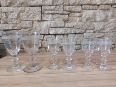 Vand 6 pahare vechi,modele diferite prelucrate manual in zona secuimii,in Glajaria din Bicsad