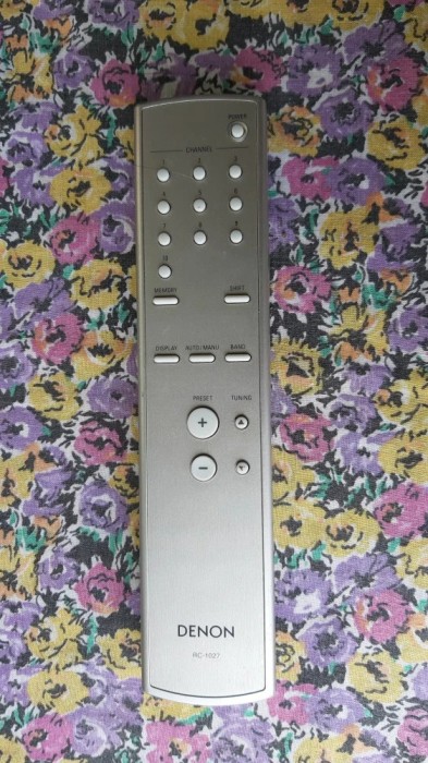 TELECOMANDA DENON RC 1027 .