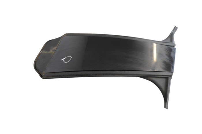 Ornament vertical ușă dreapta față BMW 4 Gran Coupe F36 2016 OEM: 7453304 23239210
