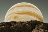 Tablou Canvas Jupiter răsărind deasupra munților străvechi, 39 x 26 cm, CMCLASS