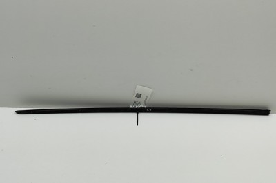 Ornament vertical parbriz dreapta SKODA SKODA ENYAQ iV SUV 5AC, 5AZ 2024 OEM: 5LA854328 | 30962811 foto