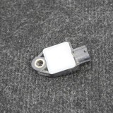 Senzor de impact st&acirc;nga spate HYUNDAI i30 GD 2015 OEM: 95930-A6000 | 3867686
