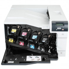 Imprimanta laser color hp color laserjet professional cp5225n dimensiune a3 viteza max 20ppm alb-negru si