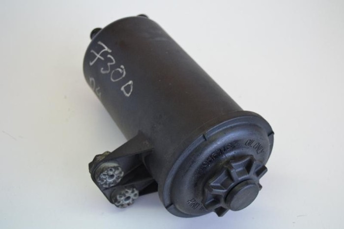 Rezervor pompa servodirecție BMW 7 E65, E66, E67 2004 OEM: 10617211 1545520