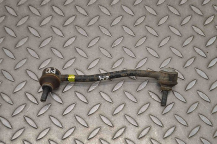 Bieleta stabilizatoare dreapta față TESLA MODEL S 2014 13735732