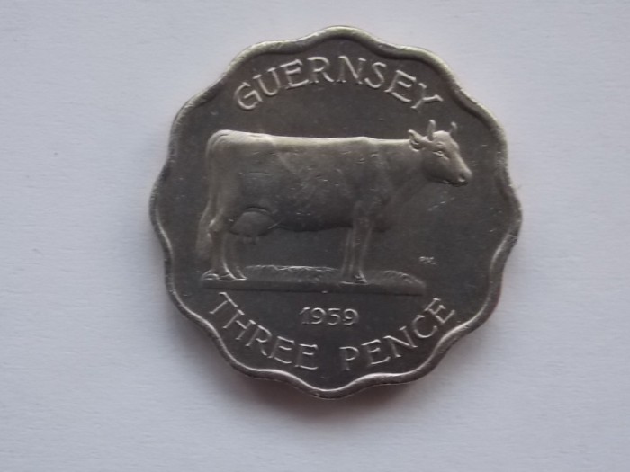 3 PENCE 1959 GUERNSEY