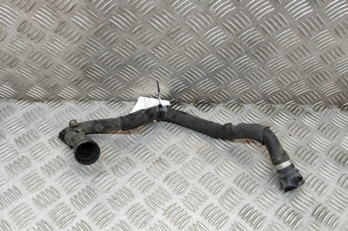 Furtun de lichid de răcire PORSCHE CAYENNE 9Y0/9Y3 2019 OEM: 4M0122449AK | 22426178