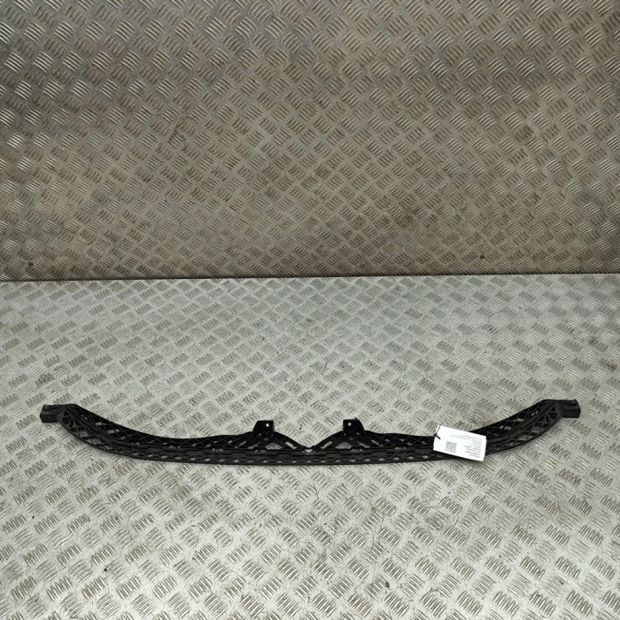 Suport bara de protecție VW PASSAT Variant B8 3G5 2016 OEM: 3G0807889