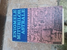 Enigmele miturilor astrale vintage foto