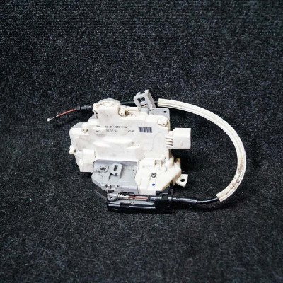 &amp;Icirc;ncuietoare ușă dreapta spate VW PASSAT B7 362 2012 OEM: 3C4839016A 1147512 foto