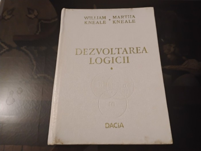 Dezvoltarea logicii