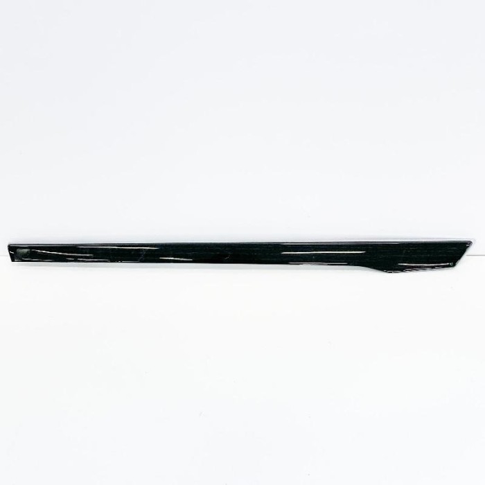 Ornament panou ușă st&acirc;nga spate TESLA MODEL X 2016 OEM: 1035826-10-A,1035826-00 10641117