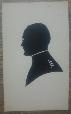 Ofiter roman// silueta foto