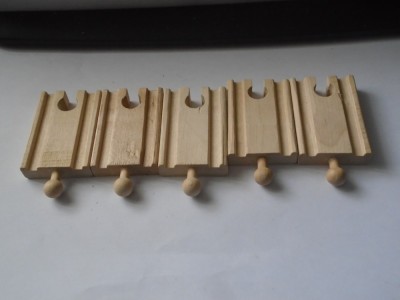bnk jc Linii de tren de lemn compatibile Thomas - 6 cm - lot 5 bucati foto
