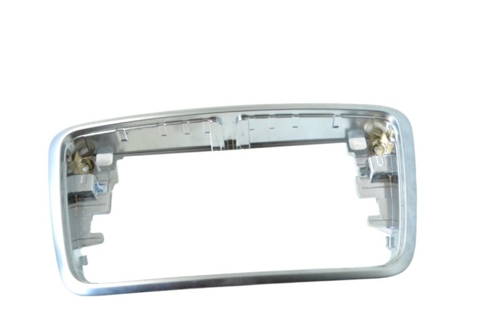 nerasta MERCEDES-BENZ A W176 2014 OEM: A1766890018 22023719