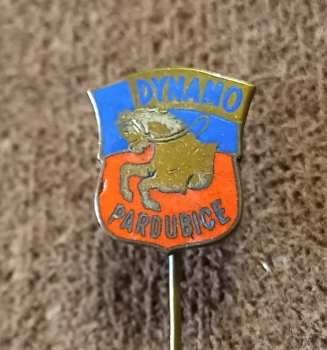Insigna Hochei - HC Dynamo Pardubice (CEHIA)