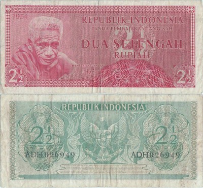 1954, 2&amp;frac12; Rupiah (P-73) - Indonezia foto
